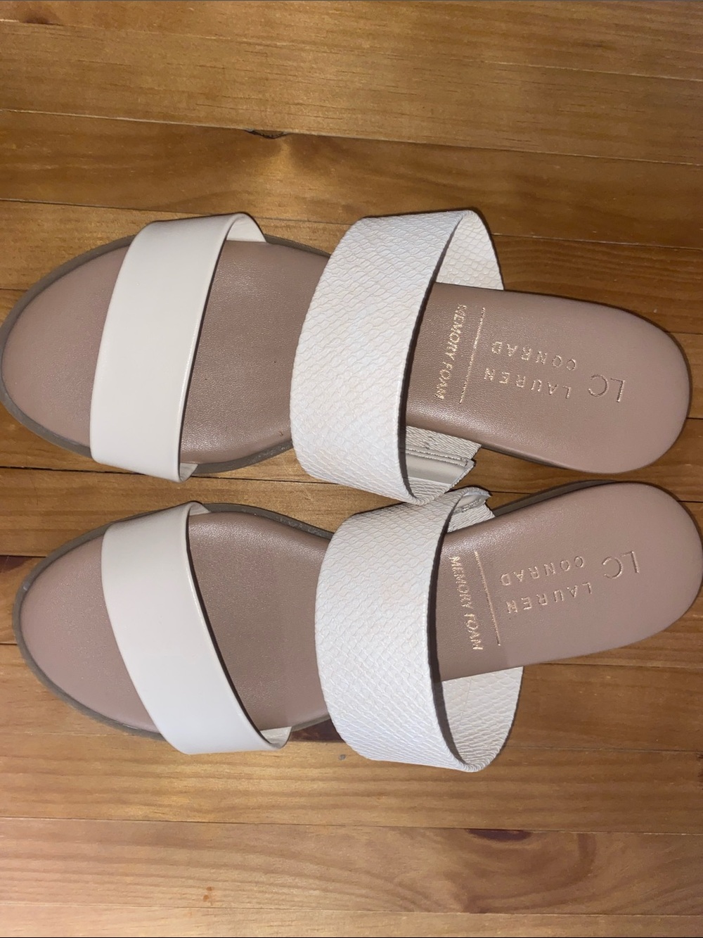 LC Lauren Conrad Cream & White Double Band Slide Mules